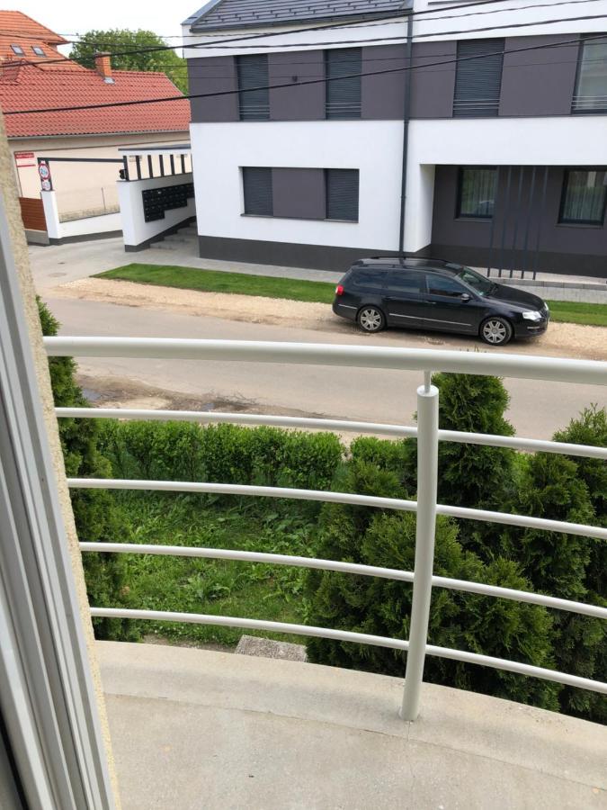 Alina Apartmanok Hajdúszoboszló Esterno foto