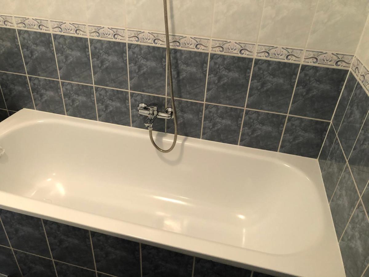Alina Apartmanok Hajdúszoboszló Esterno foto
