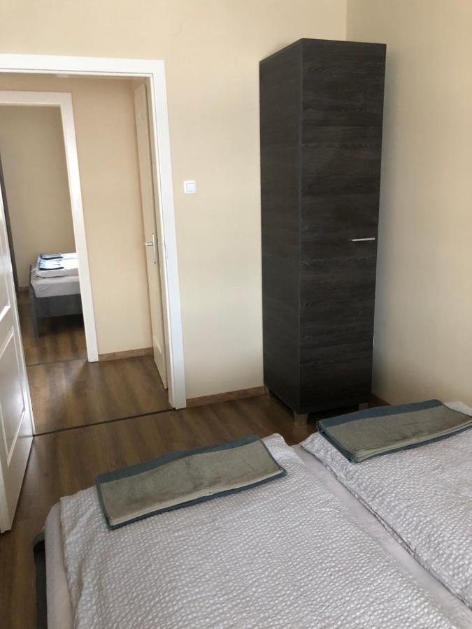 Alina Apartmanok Hajdúszoboszló Esterno foto