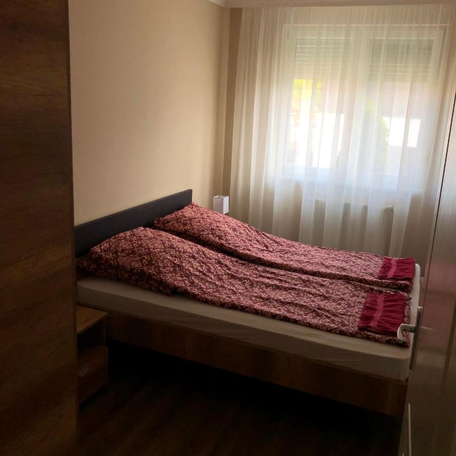 Alina Apartmanok Hajdúszoboszló Esterno foto
