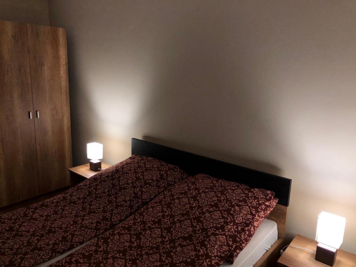 Alina Apartmanok Hajdúszoboszló Esterno foto