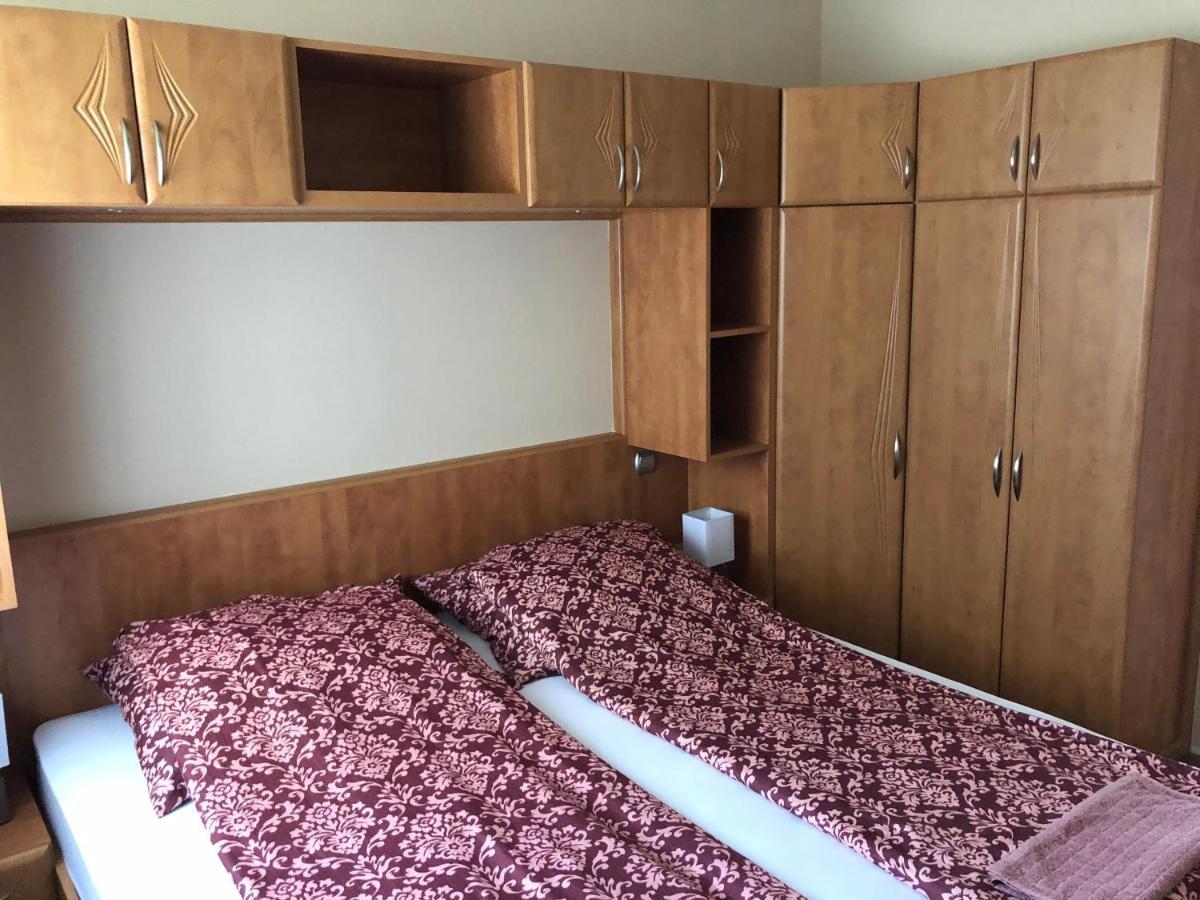 Alina Apartmanok Hajdúszoboszló Esterno foto