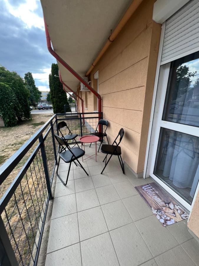 Alina Apartmanok Hajdúszoboszló Esterno foto